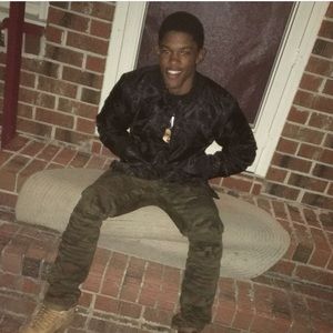 Meet your Posher, Adonis